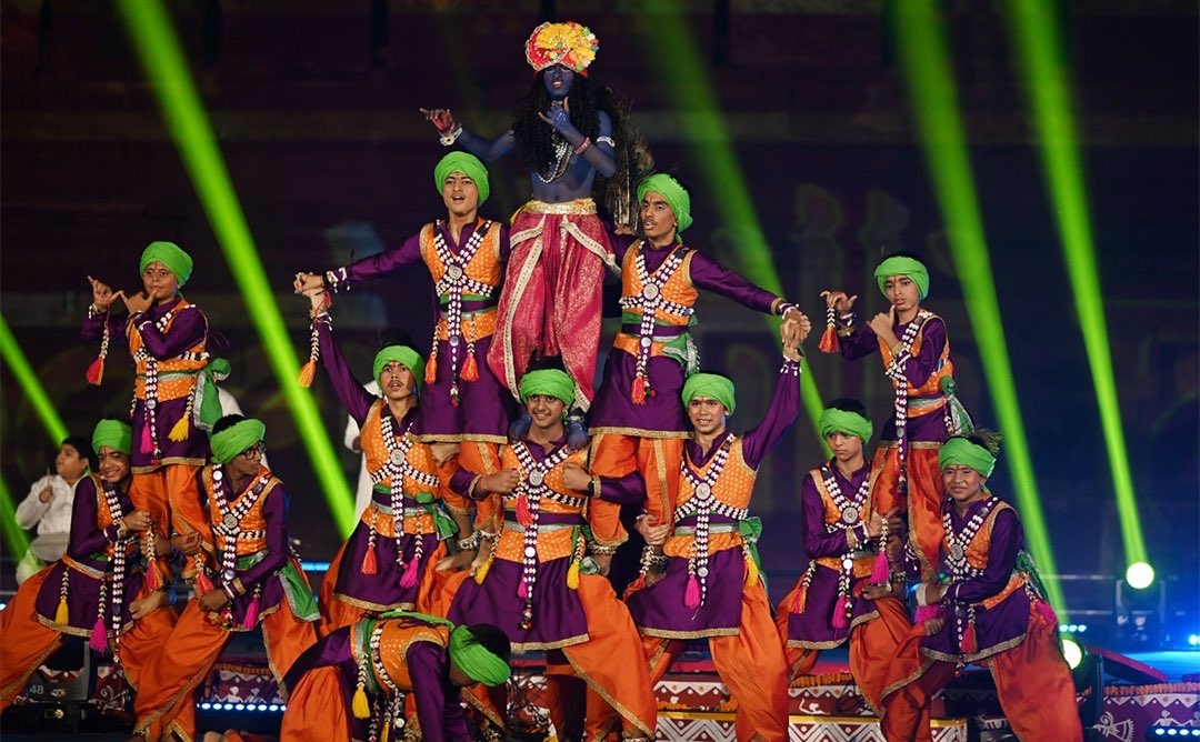JyotiAroraMtAbu's tweet image. @MtAbuSchool’s award-winning #DanceTroupe honoured to perform at India’s grandest &amp;amp; most historic stage — the iconic #RedFort, Delhi! 🇮🇳m

Bringing alive the vibrant folk dance of #MadhyaPradesh, our performers stole hearts at “Meri Dilli, Mera Desh”, a magnificent celebration…