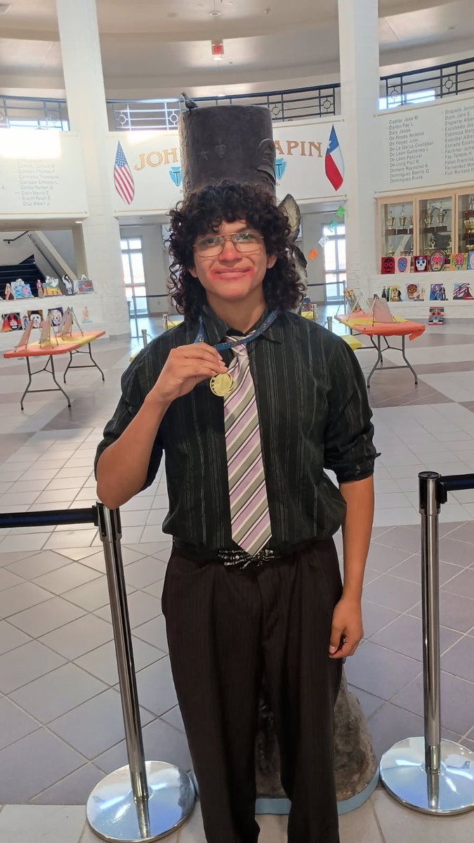 1st place Dramatic Interp Alexis Torrez and he qualified for State 

Mr Del Valle and company qualify for state again.

<a href="/SanElizarioHS/">San Elizario High School</a> 
<a href="/SanElizarioISD/">San Elizario ISD</a>
