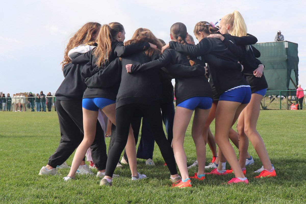 Bishop Chatard XC tweet media