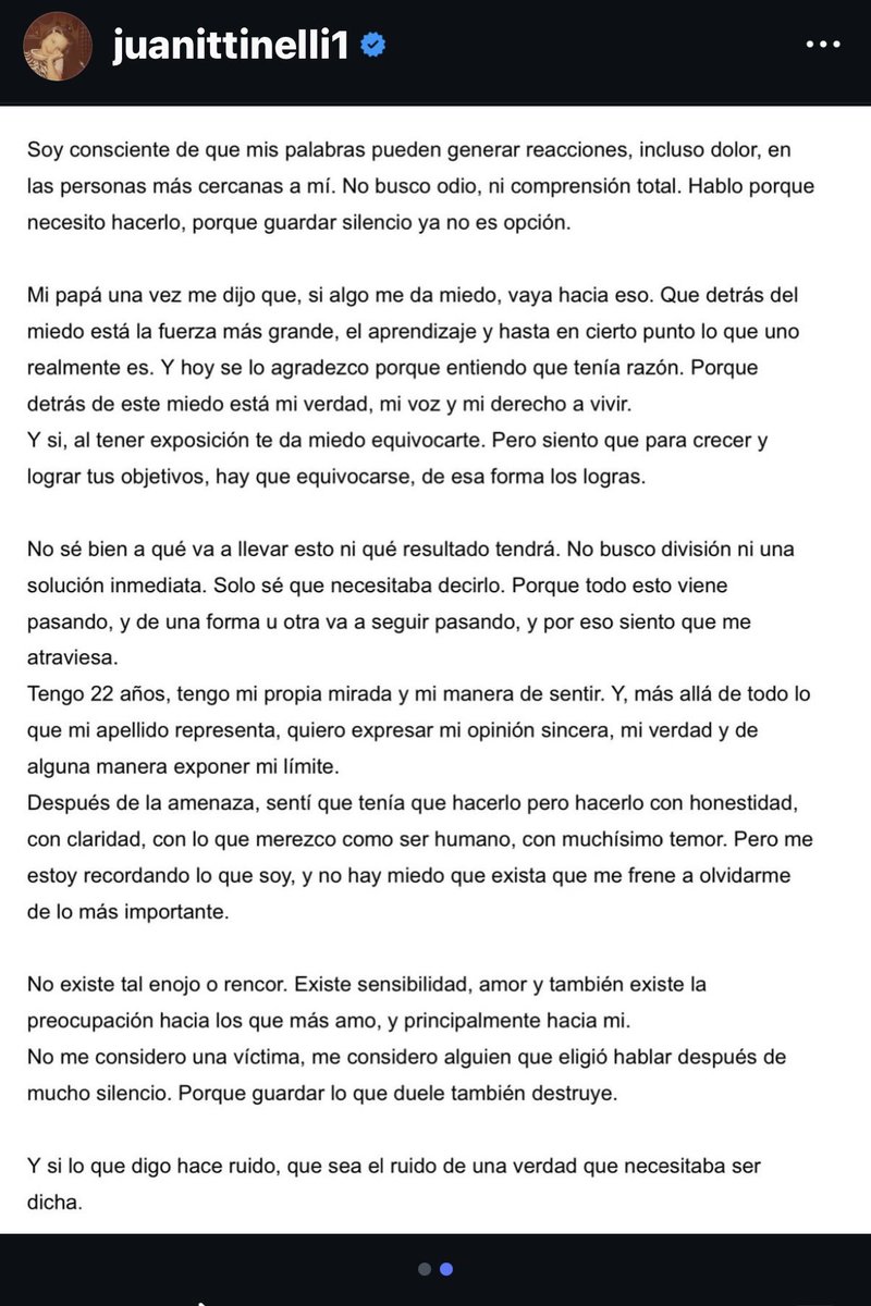 Que pasó con #JuanitaTinelli ⁦<a href="/AngeldebritoOk/">A N G E L</a>⁩ subió esto hace minutos? #LAM