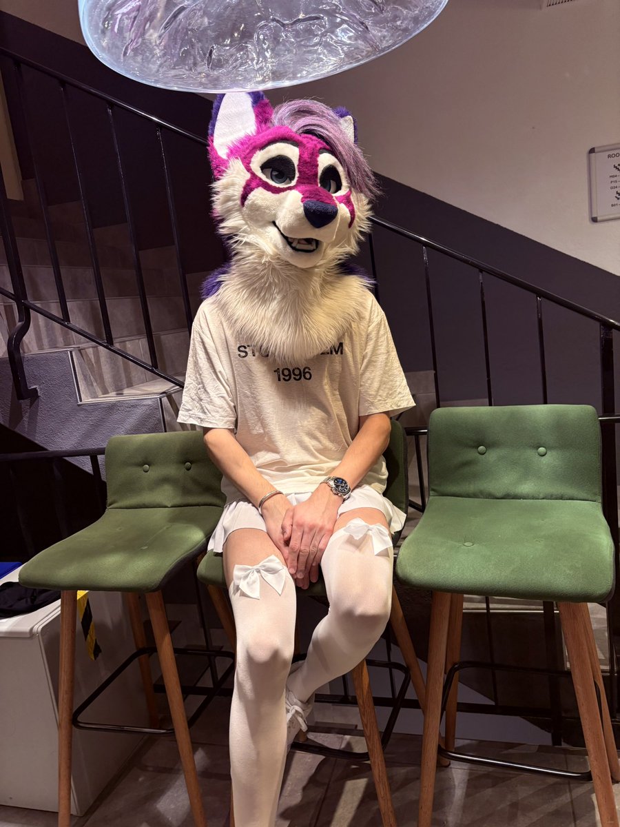 Bullies at school called me a girl :c