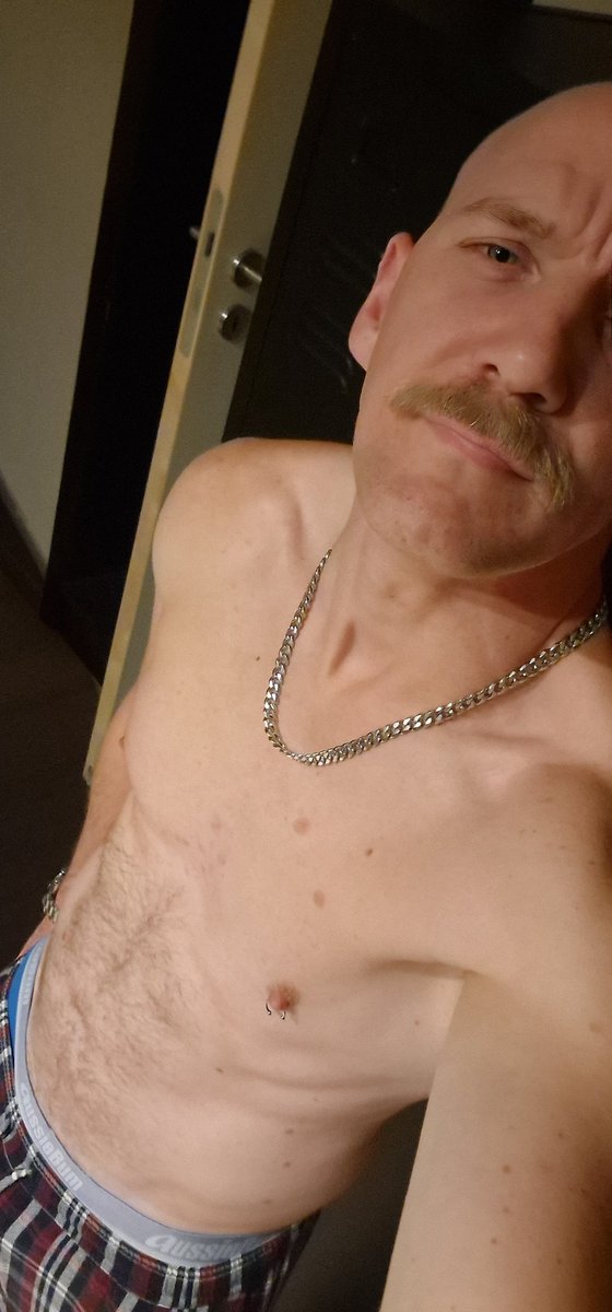 Bonne Nuit X 😘 #GoodEvening #Goodnight #FitnessAddict #Aussiebum #Movember