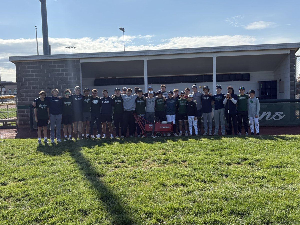 SouthBSBL's tweet photo. Big thanks to the folks at SKYE equipment rentals in Crestwood for loaning us their sod cutter!  Dragons got better today! https://t.co/R0ljqtlF4P