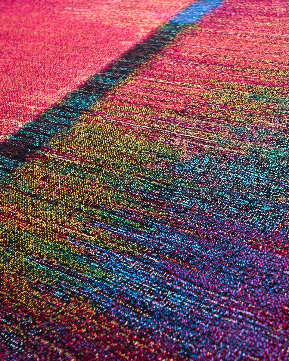 GlitchTextiles's tweet image. DCP Series

1. DCP_1383 Throw - Detail
2. DCP_3135 Throw - Detail

glitchtextiles.com

#circuitbent #circuitbending #digitalphotography #experimentalphotography #glitchart #glitchtextiles #textiles #textiledesign #textileart #woven