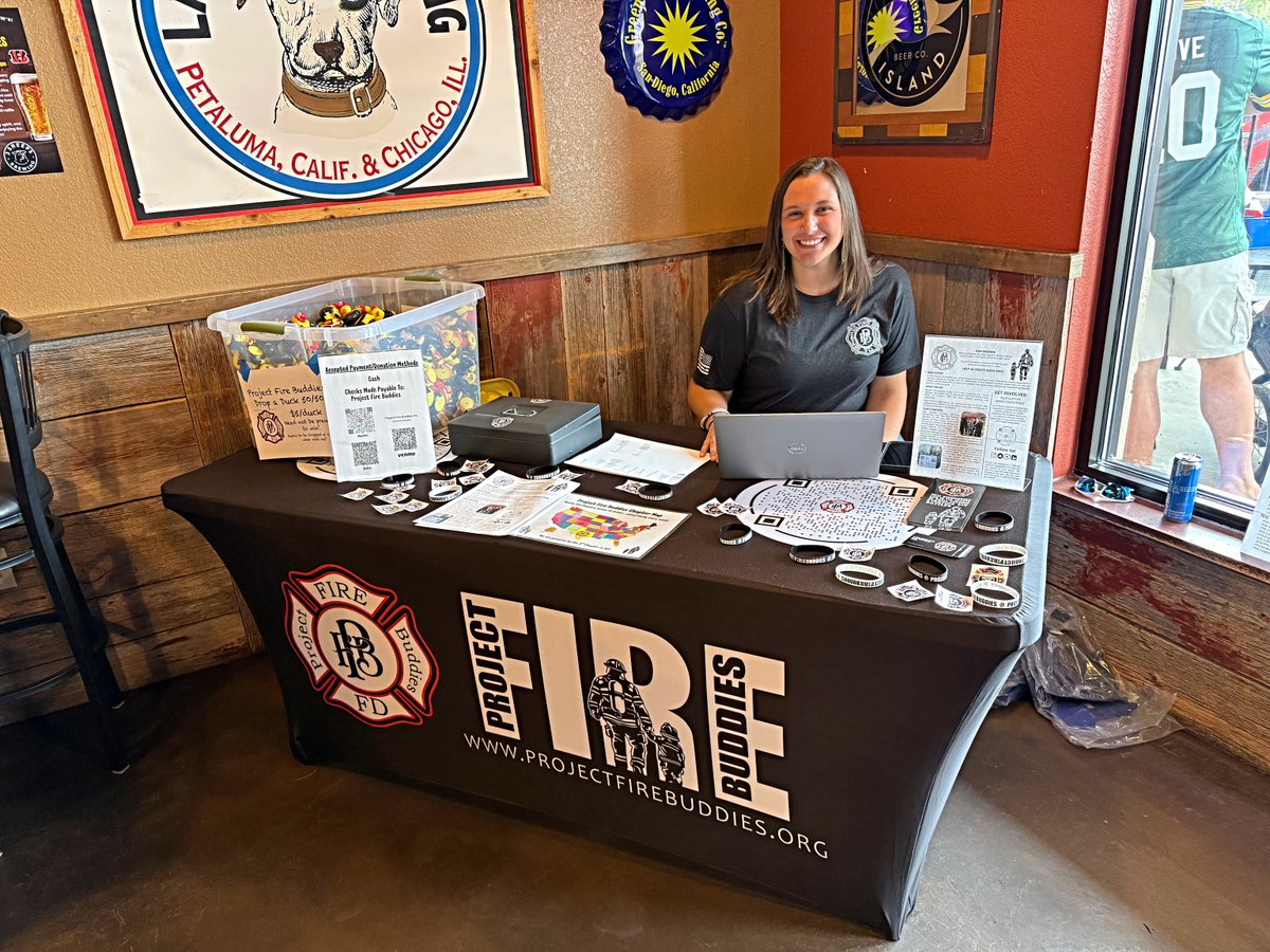 The Plover, WI Chapter recently hosted a fun event to raise funds and spread the mission of PFB across Wisconsin.  🤩

Plover is a newer Chapter already doing great things for Project Fire Buddies. Thank you Plover Chapter for your energy and enthusiasm for the mission. 💛