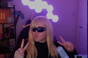 RRepulore's tweet image. It's Britney Bitch