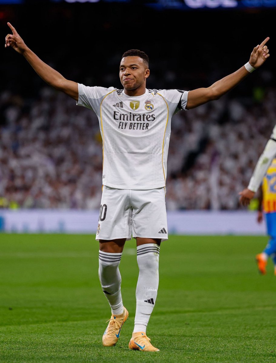 Une grande victoire avec beaucoup de personnalité de l'équipe. Rendez-vous mardi.
¡HalaMadrid!