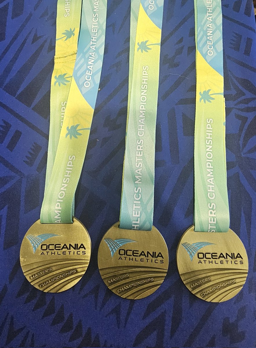 What my husband brought back for me from Tonga and #transitInFiji. 😉 😍 Guess which one Im enjoying more. 😆