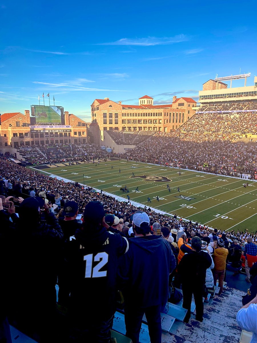 urman's tweet image. #HappyHomecoming