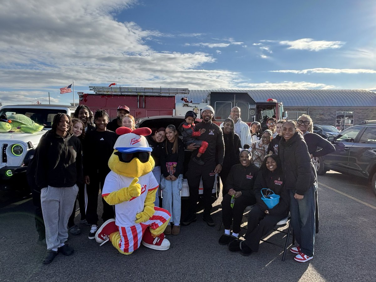 SethAddison15's tweet image. Great job today Pirates and thank you Frickers for having us!🏴‍☠️🏴‍☠️🏴‍☠️