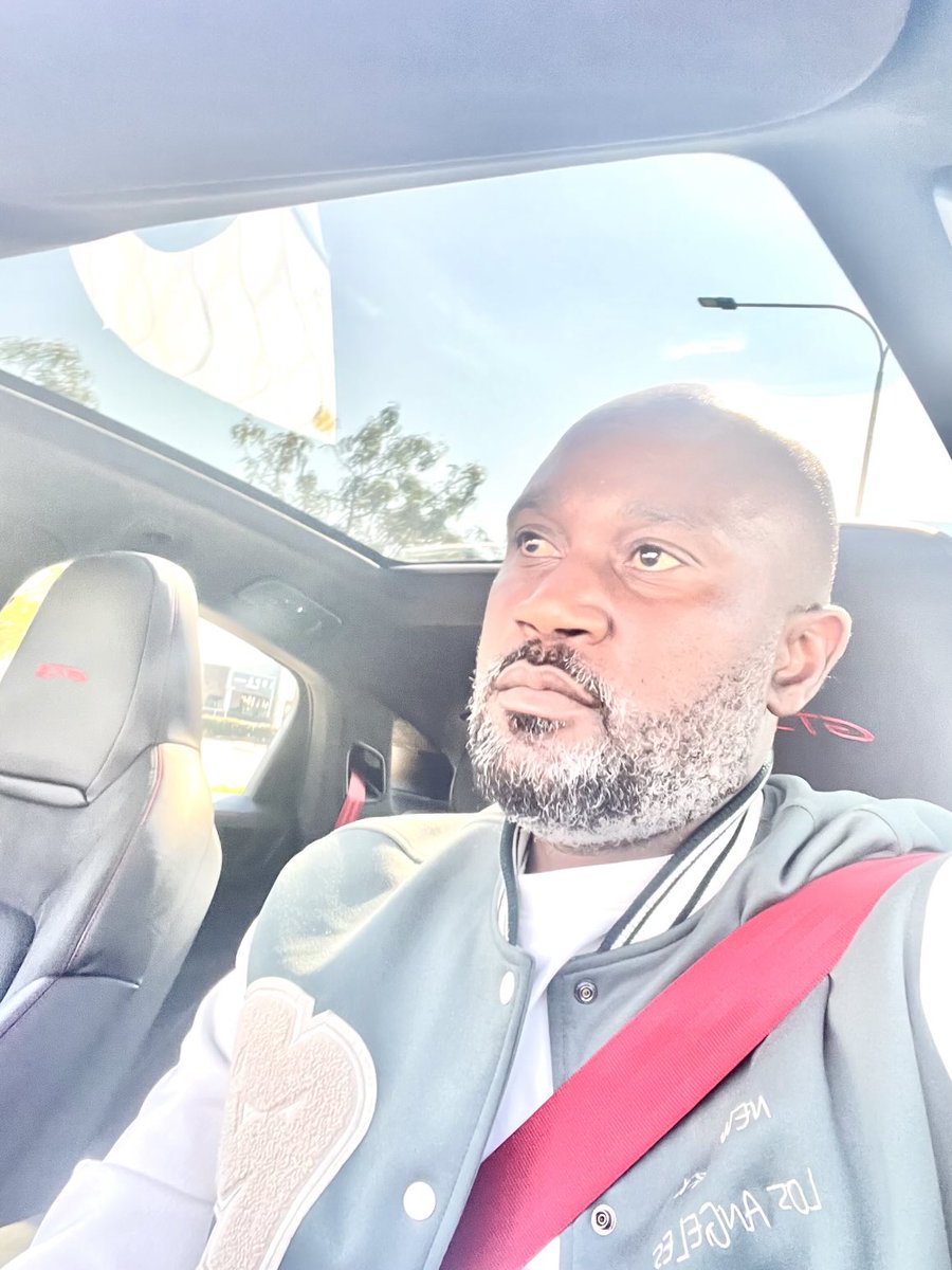 Somebody lie , somebody lie got a chopper in the car