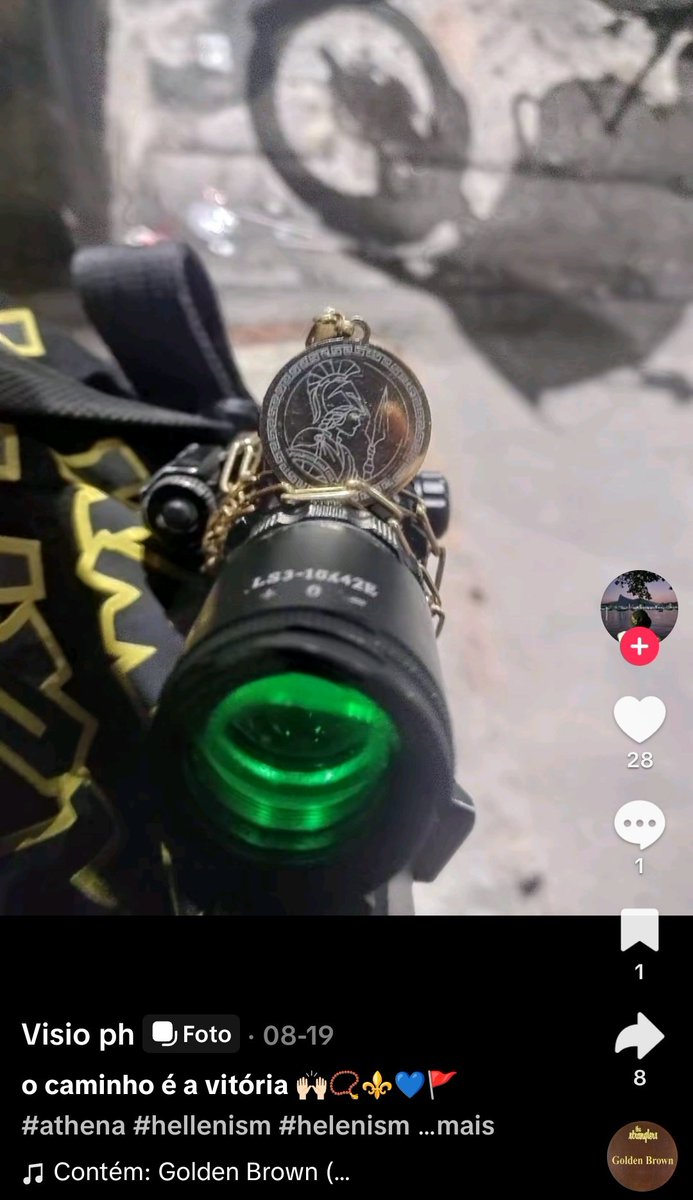 baalguts's tweet image. Cara tem um traficante que pratica o Helenismo e é devoto de Athena que diferente isso achei foda