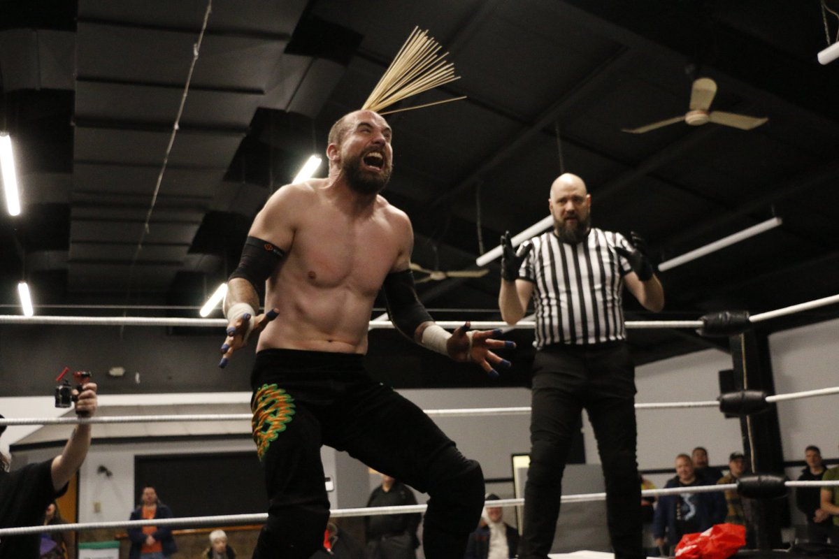 Interspecies Wrestling tweet media