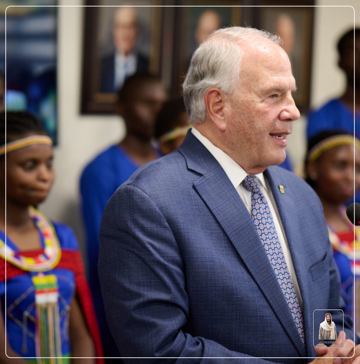 Elder Rasband Shares Hope and Generosity with Kenya's Mully Children's Family

Read more: ldsgospel.org/2025/11/elder-…