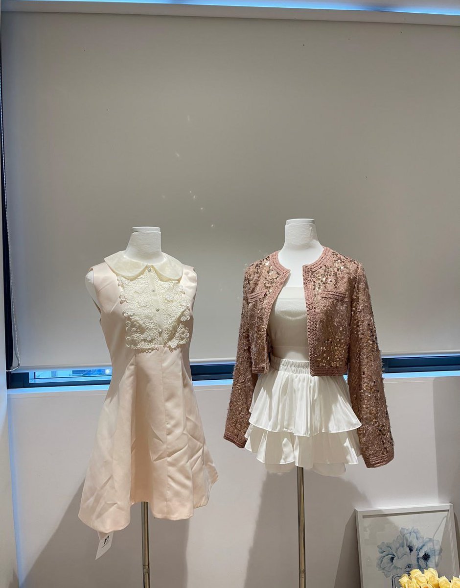 Chariya1a's tweet image. Every dress has a different beauty✨