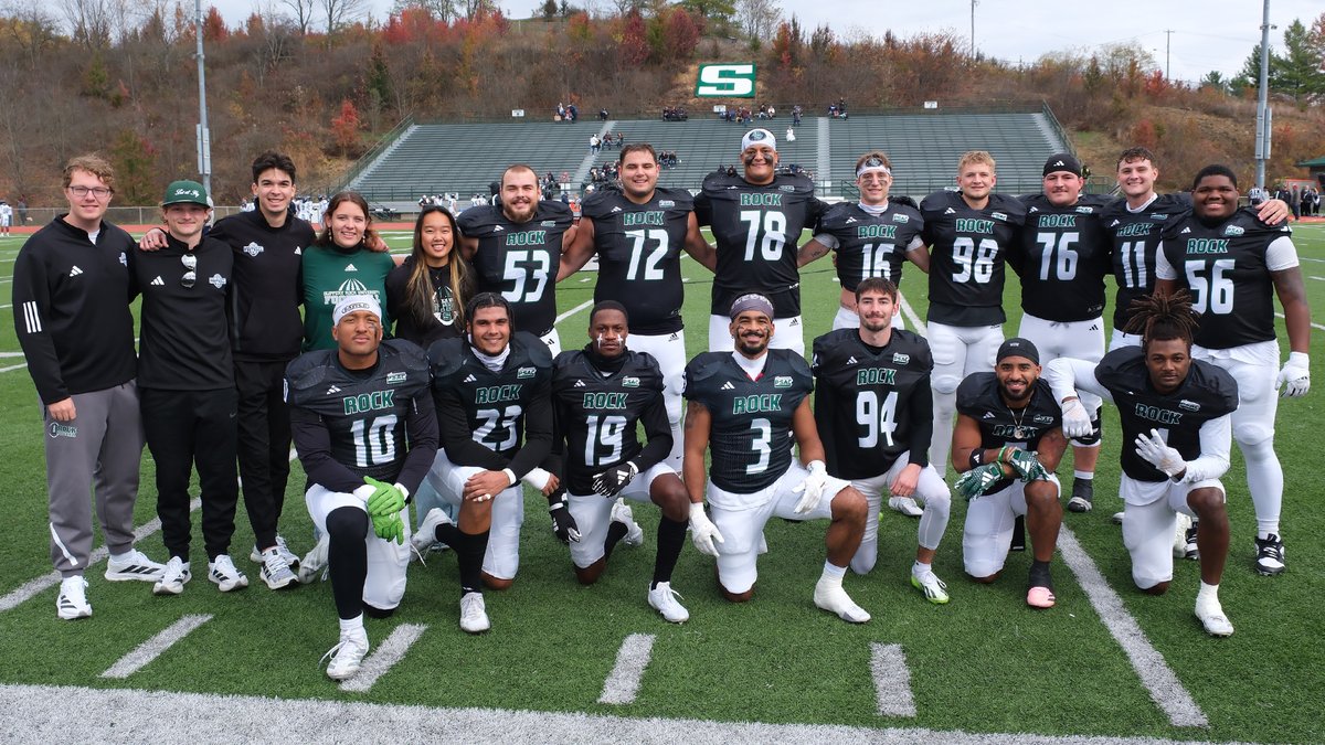 Rock_Athletics's tweet photo. FB: No. 22 Slippery Rock won its eighth straight game in the series against Clarion to keep its postseason hopes alive with a 42-23 victory in a key PSAC game Saturday on Senior Day. Recap, highlights, postgame reaction and photos at the link👇.

Recap🔗: https://t.co/7KvfFGF59l https://t.co/REGgll57mF