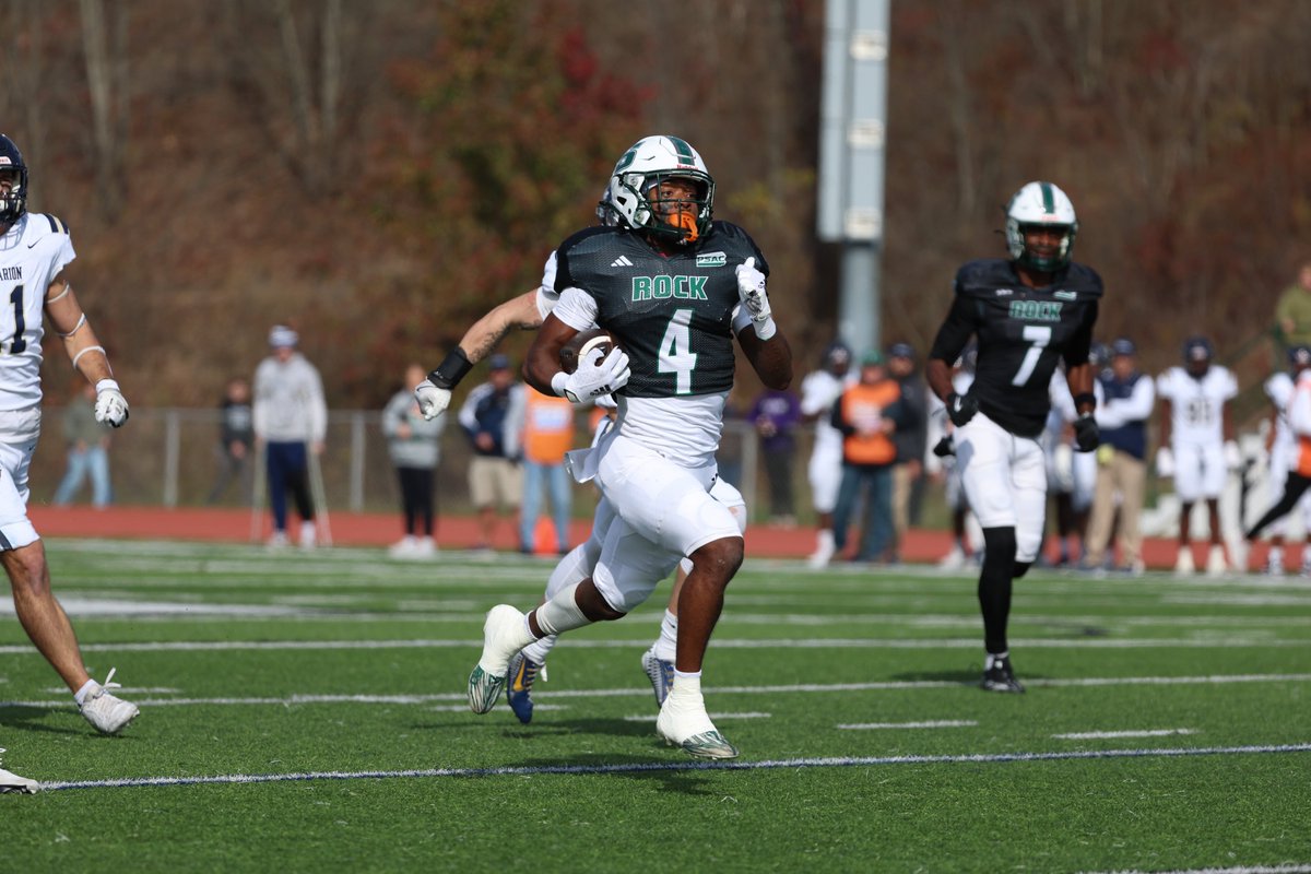 Rock_Athletics's tweet photo. FB: No. 22 Slippery Rock won its eighth straight game in the series against Clarion to keep its postseason hopes alive with a 42-23 victory in a key PSAC game Saturday on Senior Day. Recap, highlights, postgame reaction and photos at the link👇.

Recap🔗: https://t.co/7KvfFGF59l https://t.co/REGgll57mF