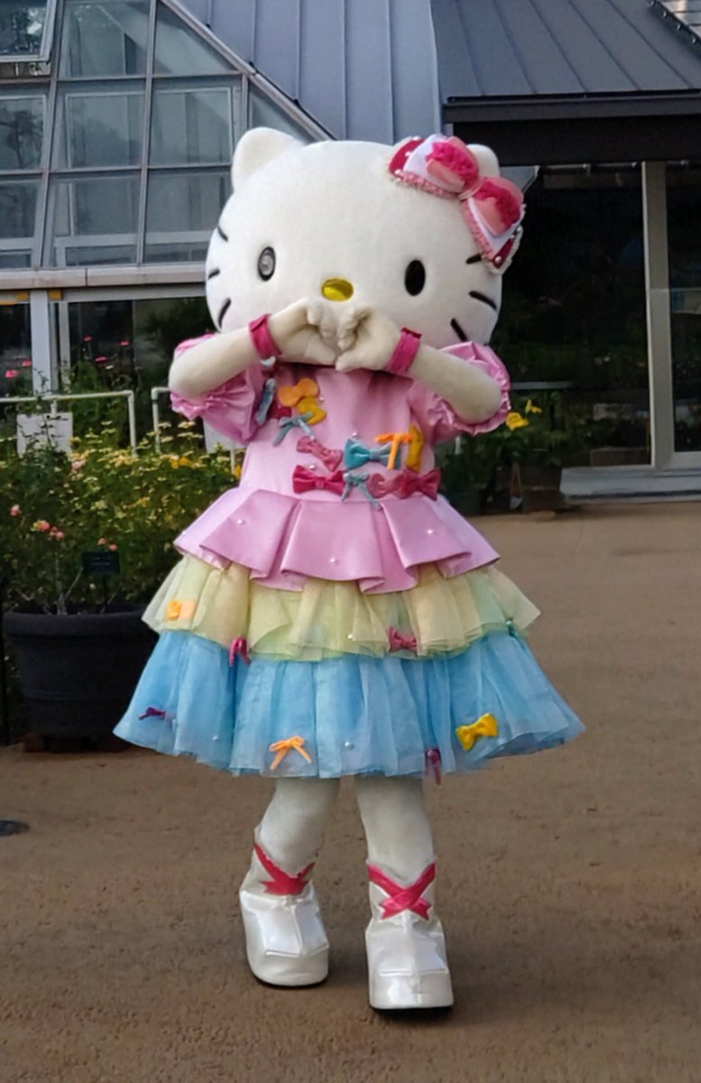 お祭りキティ 807kithypin01.jpg