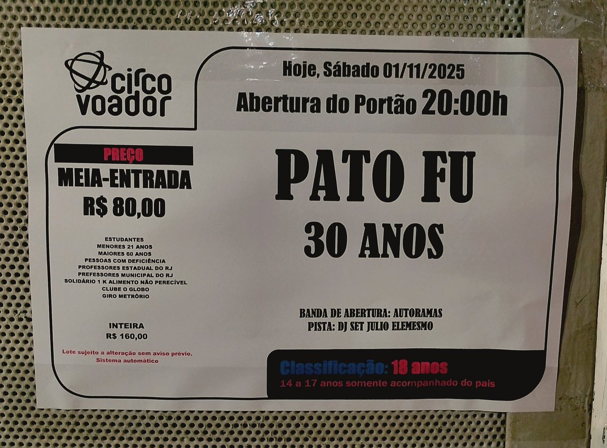 donniedarko73's tweet image. pato fu / autoramas @ circo voador 

#patofu #autoramas #circovoador #lapa #riodejaneiro