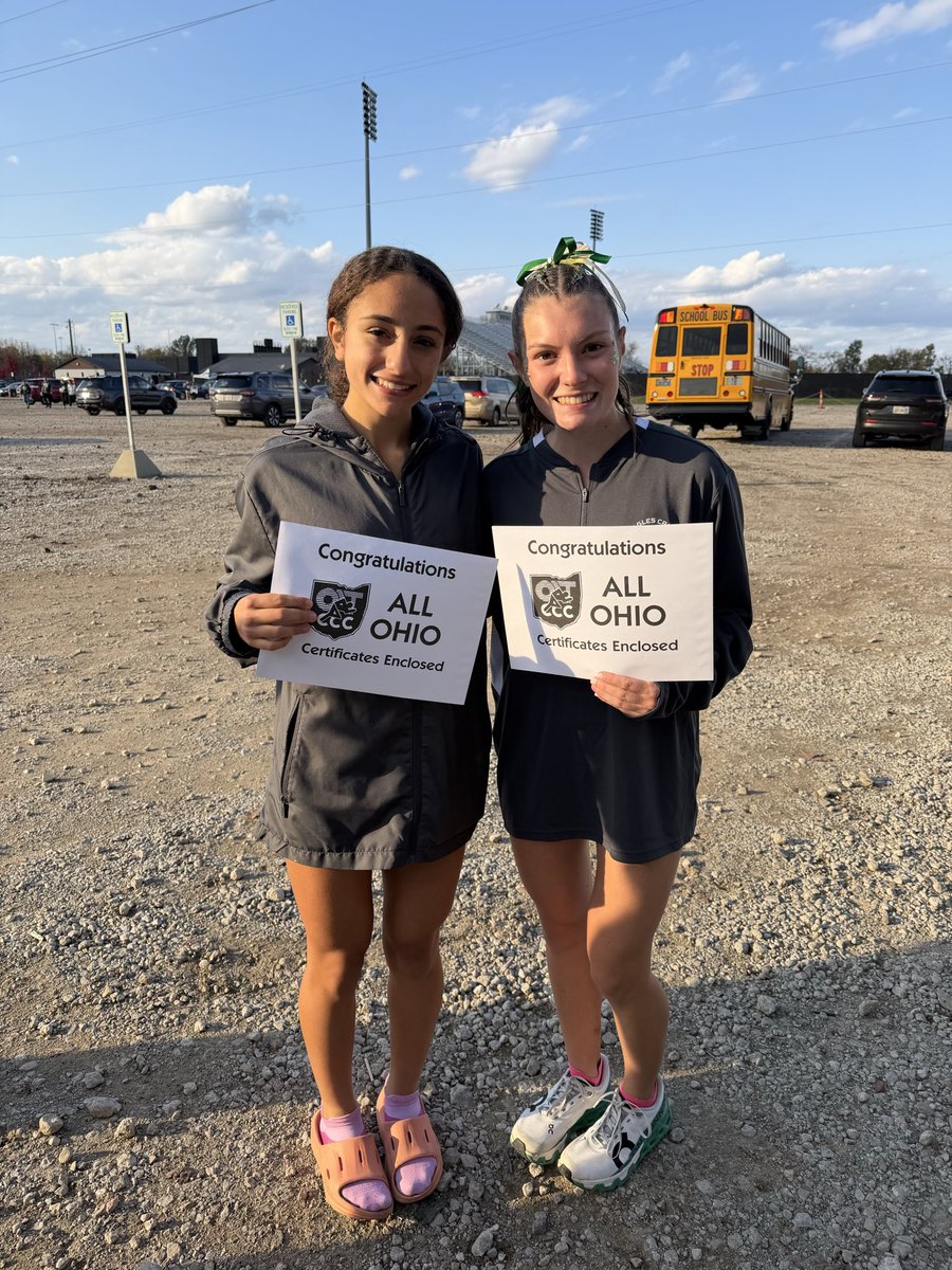GlenOakAthletic's tweet image. Congratulations to our Girls &amp;amp; Boys Cross Country teams on finishing their 2025 seasons at the state meet! Our girls finished tied for 14th overall as a team and had their first All-Ohio runners since 2006 - both Sydney Long and Marissa Kromi earning the honors! Congratulations!