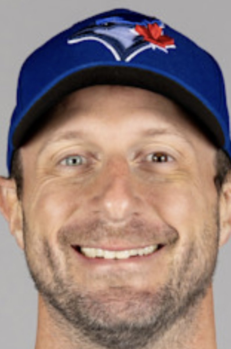 Crooks (@crooks_carver) on Twitter photo 