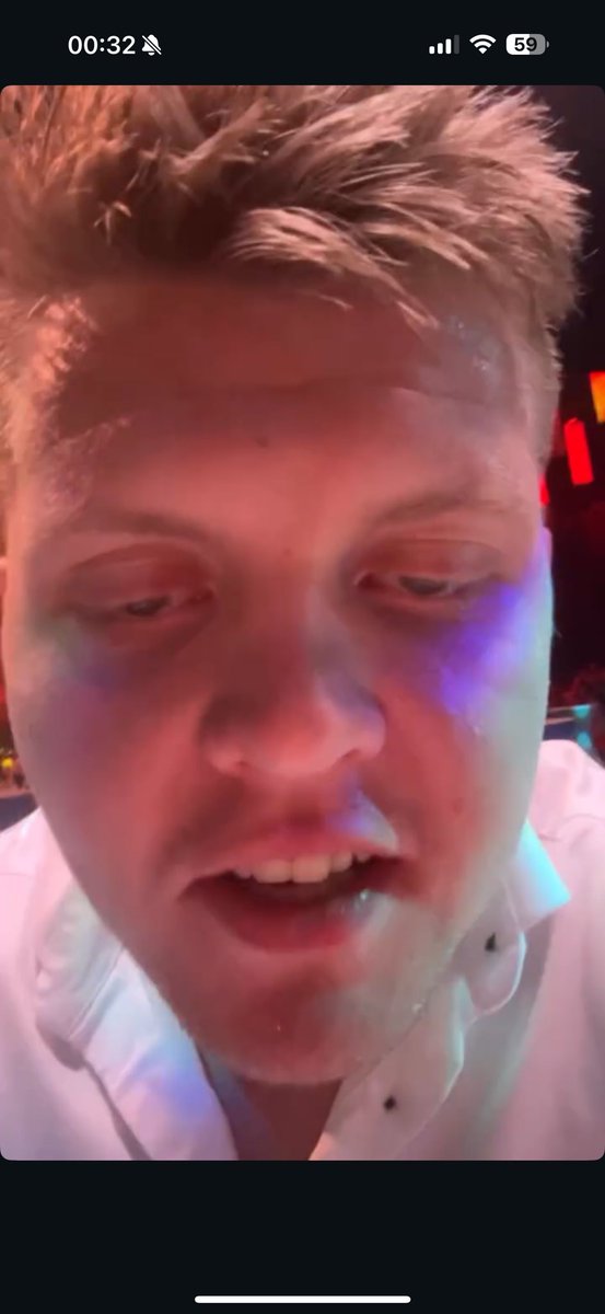 Stuðullinn á að Stefán Ómar vinur minn komi lifandi heim úr þessari árshátíðarferð SVN er svona 501