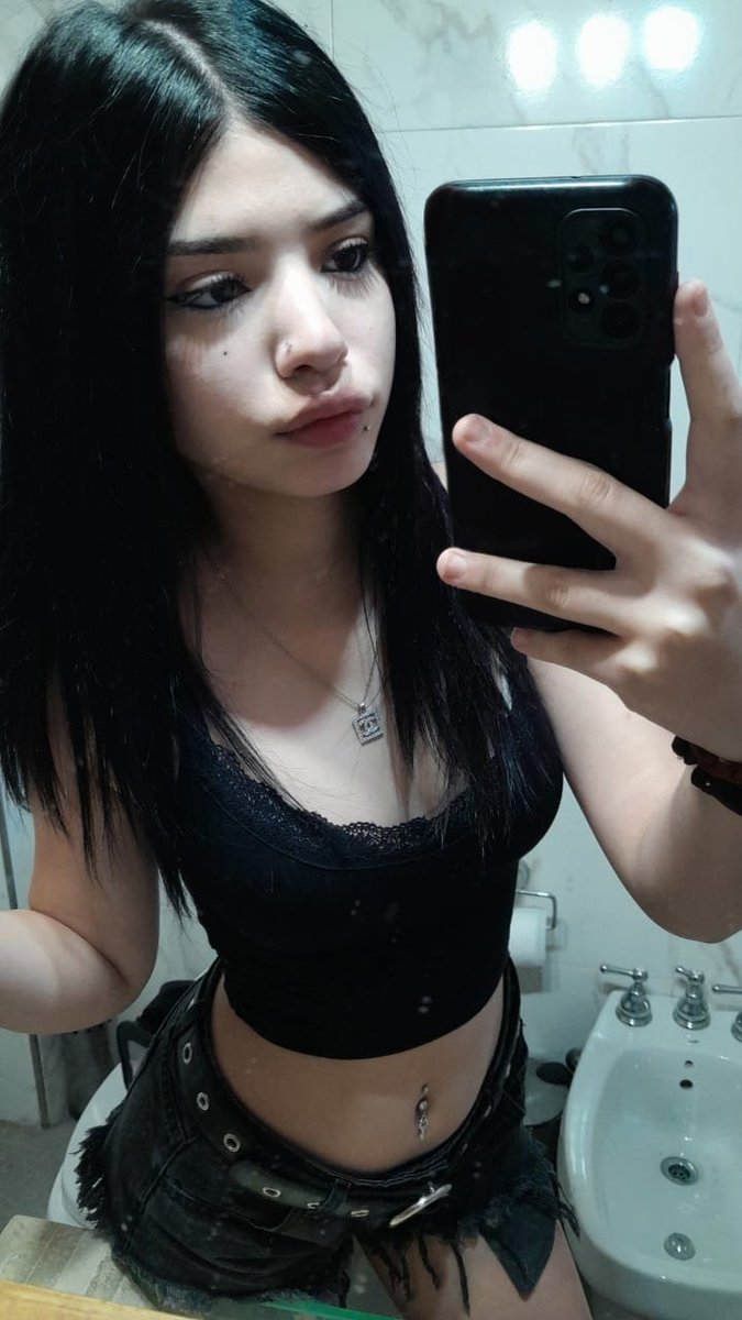 tani tsundere tweet media