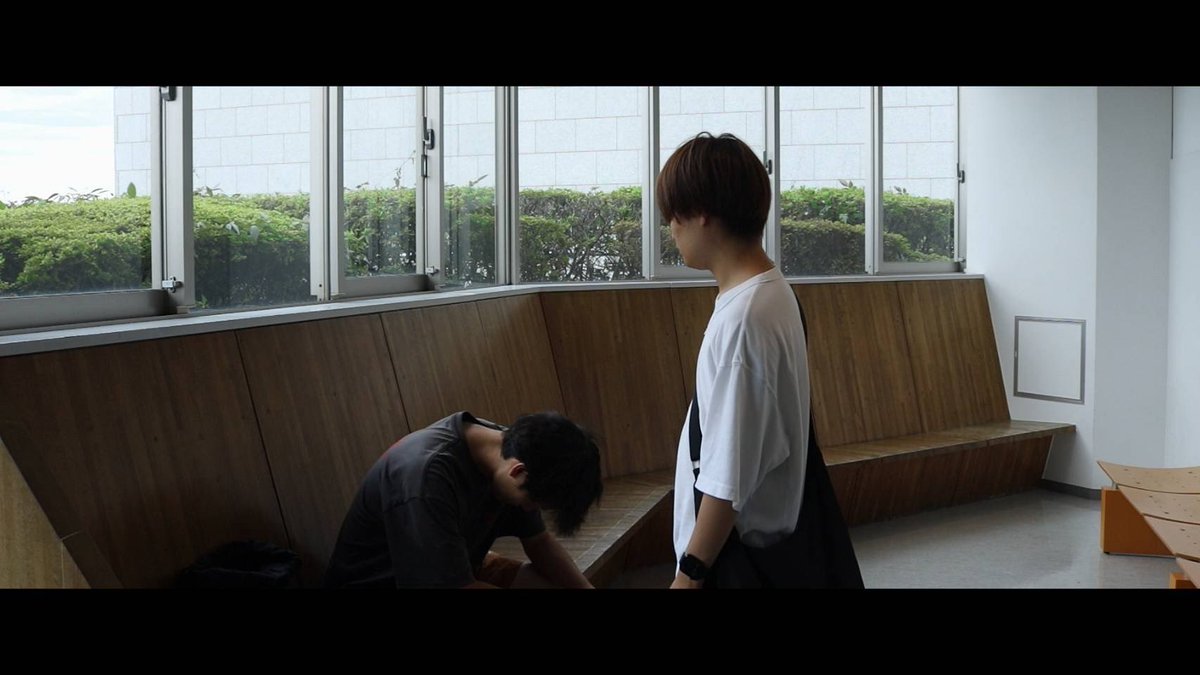 hakusancinegu's tweet photo. 🎬芝浜
監督 黒田聖天 鈴木絢太

【あらすじ】
自堕落な日々を送り、仕送りまで使い果たした主人公が、道端で偶然にも10億円が当選した宝くじを発見し、一攫千金に浮かれて散財する 。
しかし翌日、その宝くじを紛失したことに気づき、さらに友人は「宝くじなど見ていない」と言い放つが、酔った勢い↓ https://t.co/WsQOeUQJzY
