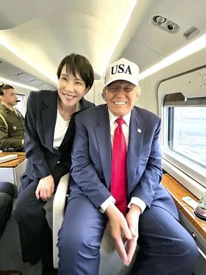 A tweet points out how many "self-proclaimed conservative" Japanese internet users bashed PM Kishida as "America's lapdog" for being friendly with a US president, but are now heaping Takaichi with praise and acting like she's achieved unprecedented friendship with a US president