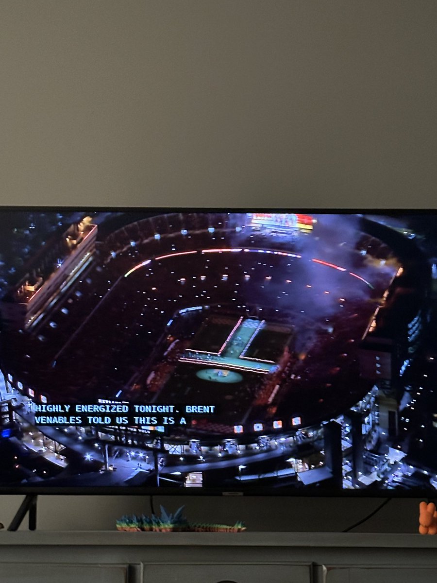 annah038's tweet image. Neyland at night cannot be replicated. #DarkMode and black out is incredible o TV. ⚫️🟠⚫️