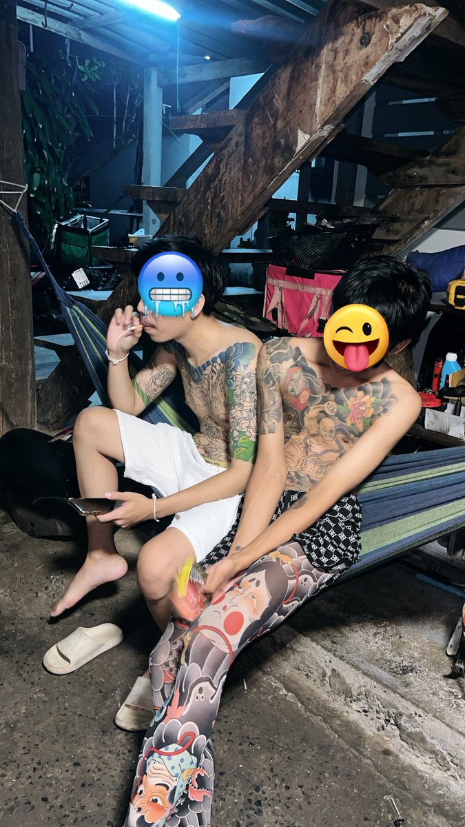 MiPhuddd's tweet photo. #สุรินทร์  รุ่นละลายทรัพย์อยู่ไหนครับอยากเจอ https://t.co/hJp523iK1b