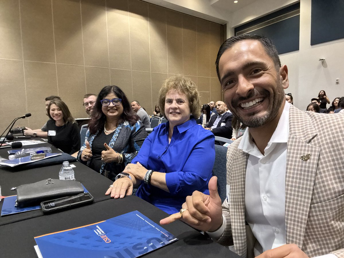 RayFuentesIO's tweet image. Honored to judge @CSUF’s Titan Fast Pitch (sponsored by @USBank) today. 🎤🚀 Incredible ideas and energy—congrats to all the winners! Great to reconnect and meet new founders. Thanks to the #Entrepreneurship dept for the invite. #CSUF #LoveYouMucho