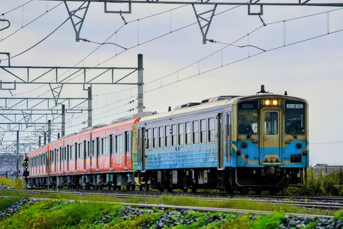 nao_1330's tweet image. 2025年11月2日
伊予鉄道7000系松山運転所構内入換
キハ54-1+7303+7103+7503+7304+7104+7504