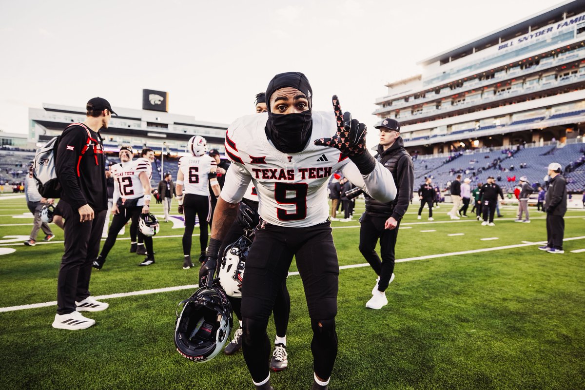 TexasTechFB's tweet photo. Vibes are immaculate 💯 https://t.co/QTC5dyqZKr