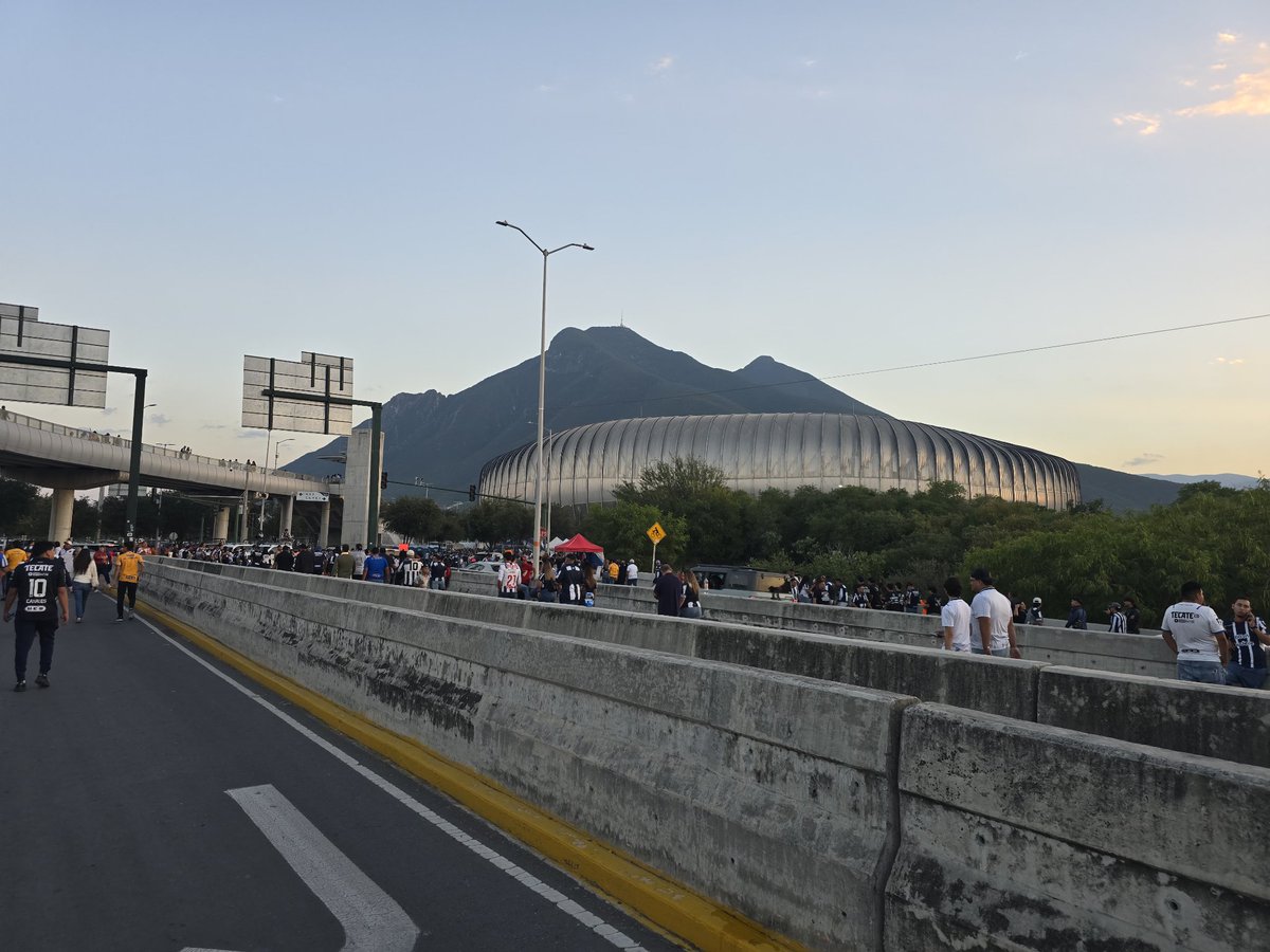 Vamos rumbo a casa 💙⚽️😊