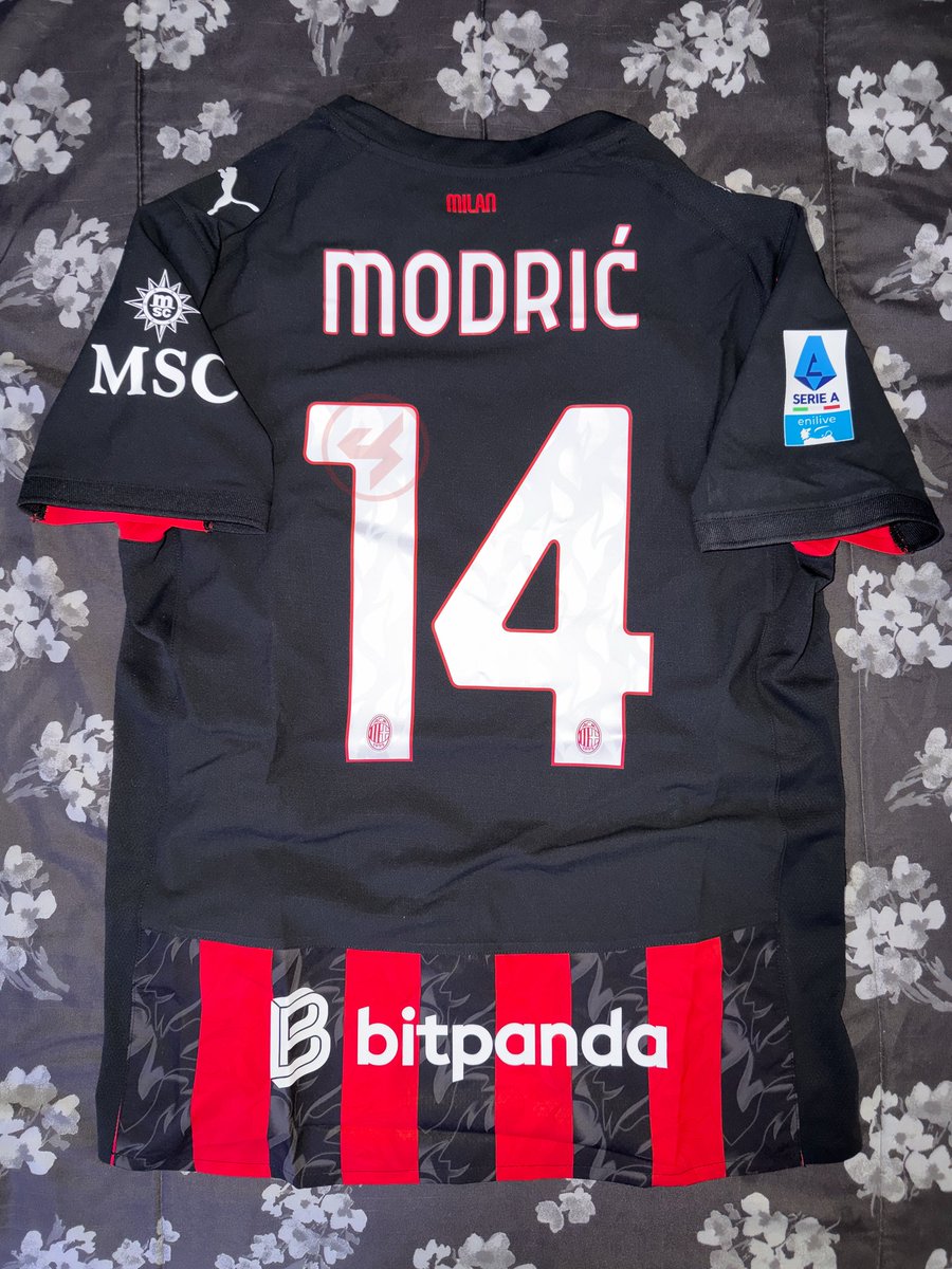 The devil’s arrived! Fire shirt no pun intended. <a href="/acmilan/">AC Milan</a> <a href="/pumafootball/">PUMA Football</a>