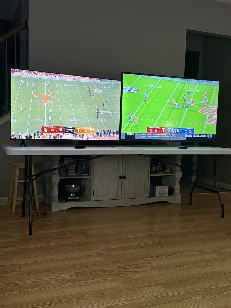 GolfingAddicted's tweet image. This is the correct and only way to watch college football! #DontJudgeMe