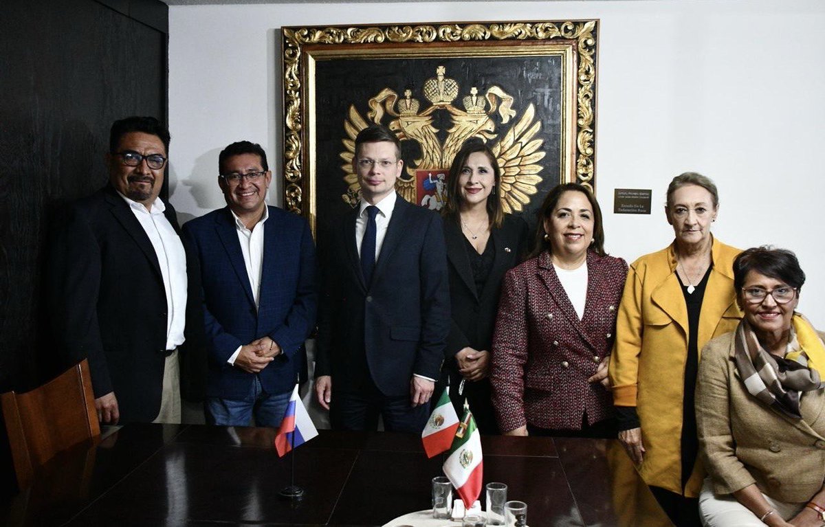 🔷 Del 30 de octubre al 3 de noviembre en el Consulado Honorario de Rusia en Puebla se llevan a cabo actividades preparatorias para el X Encuentro de la Federación Latinoamericana de Profesionales Egresados de Rusia, Europa del Este, Asia Central y Cuba (Puebla, del 1 al 5 de