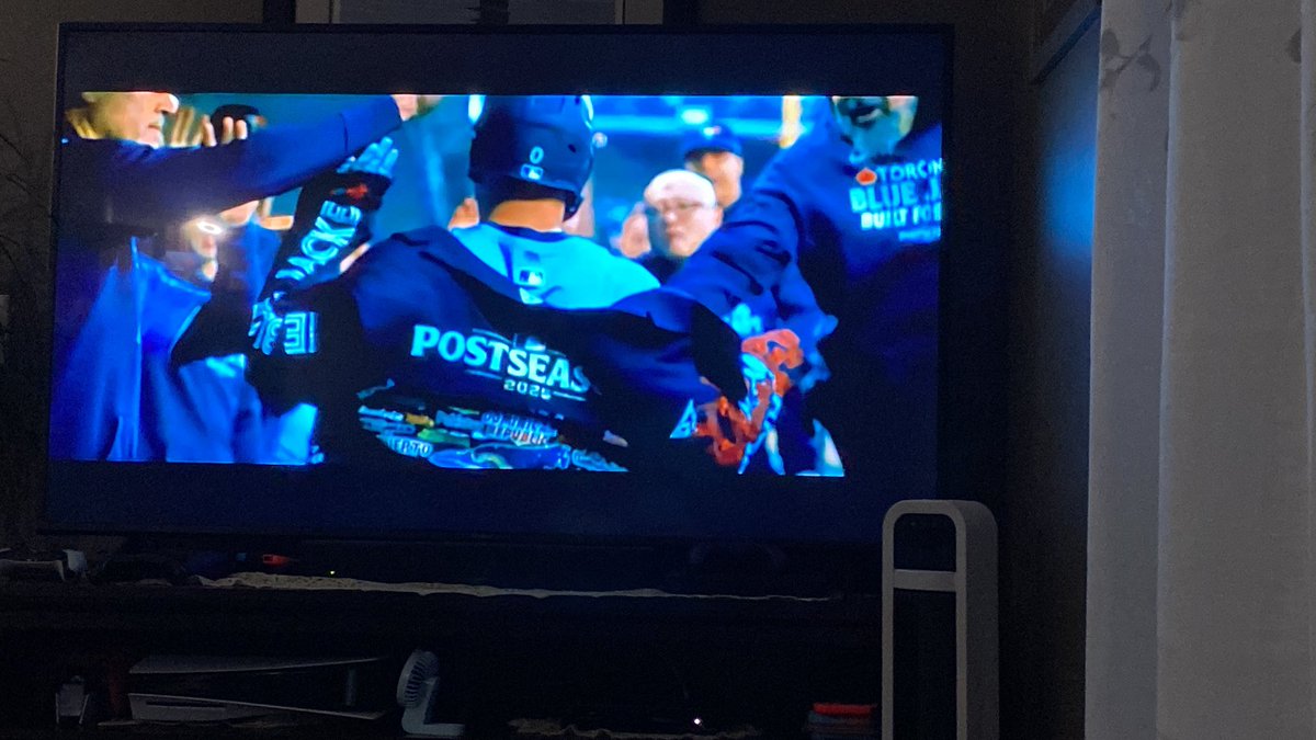 Brandon Angle tweet media