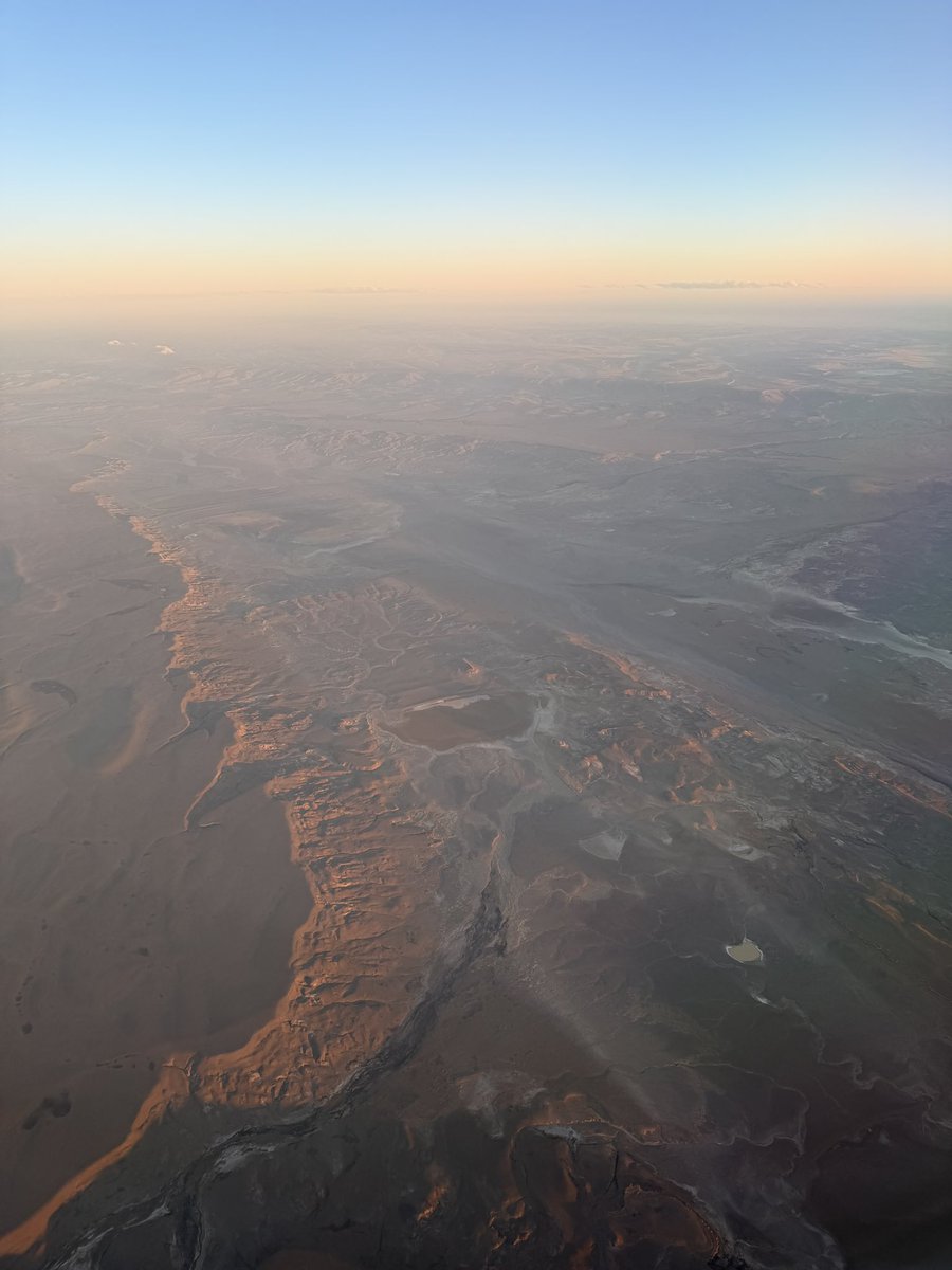 TrustlessState's tweet image. Estoy en la Patagonia!! 

Finalmente un autobus manana por Puerto Natales