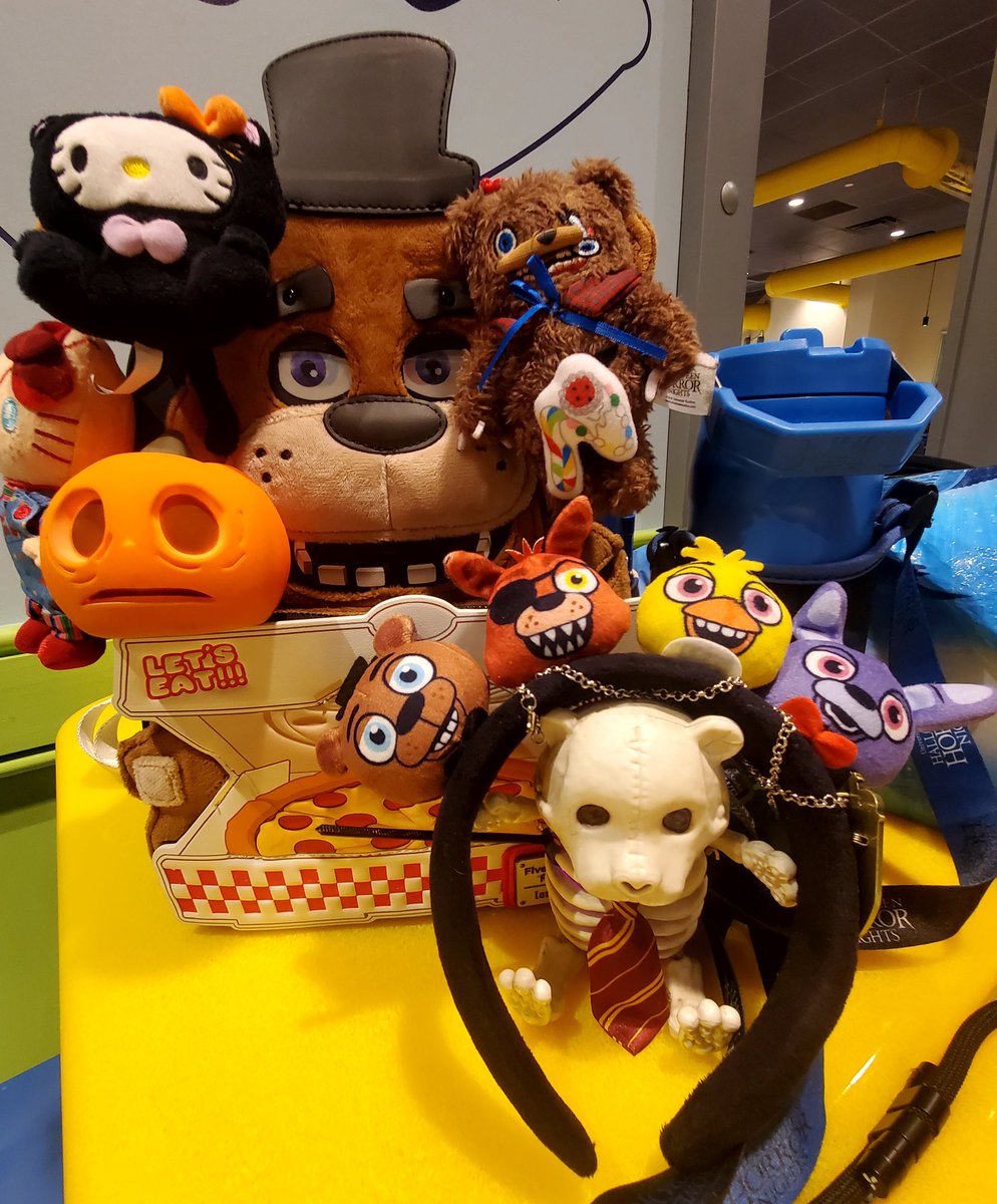 #HHNDeepThoughts 🦇🎃👻🧡💜
Halloween Squad Goals (Ghouls)
#SquadGoals 🧡🎃🐻🐱💕👻
#SquadGhouls 👻
🧡🎃🦇💕 #HHN34 #HHN2025 #LilHHNBear #Fnaf #Trickrtreat #Sam #HamiHuma #LilBoo #HelloKittyChucky #HelloKitty