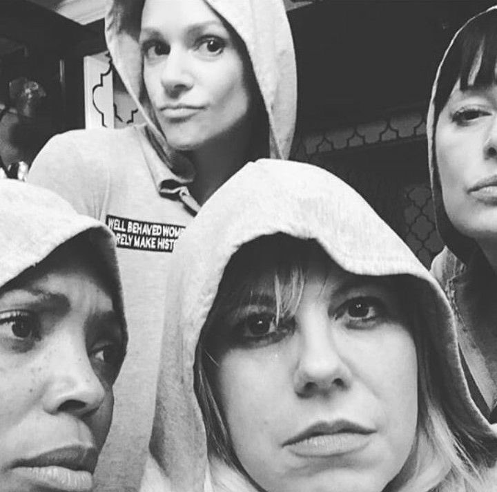 nicholaslefttoe's tweet image. someone get the squad back I miss them .. #takemymommysback @aishatyler @Vangsness @ajcookofficial @pagetpaget