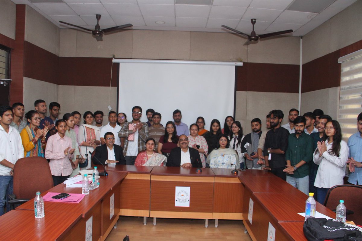 college_slc's tweet image. Vimarsh (The Reading Club) under the Sarasvati IKS Centre and IQAC hosted ‘Vigilance: Our Shared Responsibility’ in collaboration with the Steel Authority of India Limited (SAIL), to mark Vigilance Awareness Week 2025 ⁦@SAILsteel⁩ ⁦@dgovcbic⁩ ⁦@CVCIndia⁩