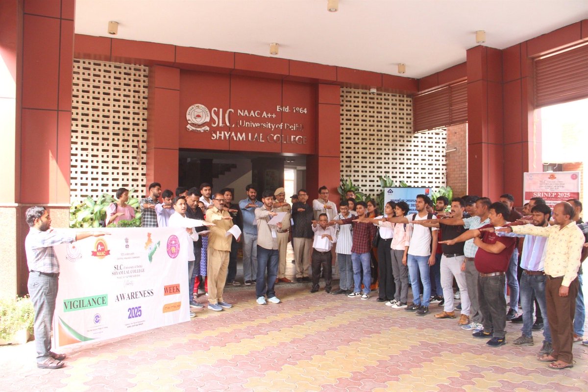 college_slc's tweet image. Vimarsh (The Reading Club) under the Sarasvati IKS Centre and IQAC hosted ‘Vigilance: Our Shared Responsibility’ in collaboration with the Steel Authority of India Limited (SAIL), to mark Vigilance Awareness Week 2025 ⁦@SAILsteel⁩ ⁦@dgovcbic⁩ ⁦@CVCIndia⁩