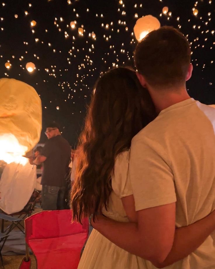 SarahWriter222 tweet media