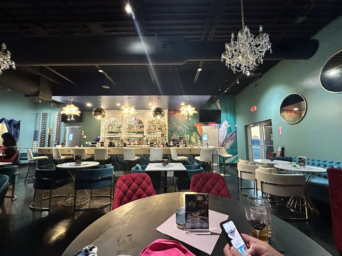#BusinessNetwork Allegory Kitchen and Bar - 2601 W Jefferson St
Grand Prairie TX 75061 Call Now &amp; Reserve! 972-639-3086 Global Network. Global Advancement. Visit instagram.com/allegorykitche… today! #AllegoryKitchenandBar #ThePlugRoom #DFWPlugRoom #Texas