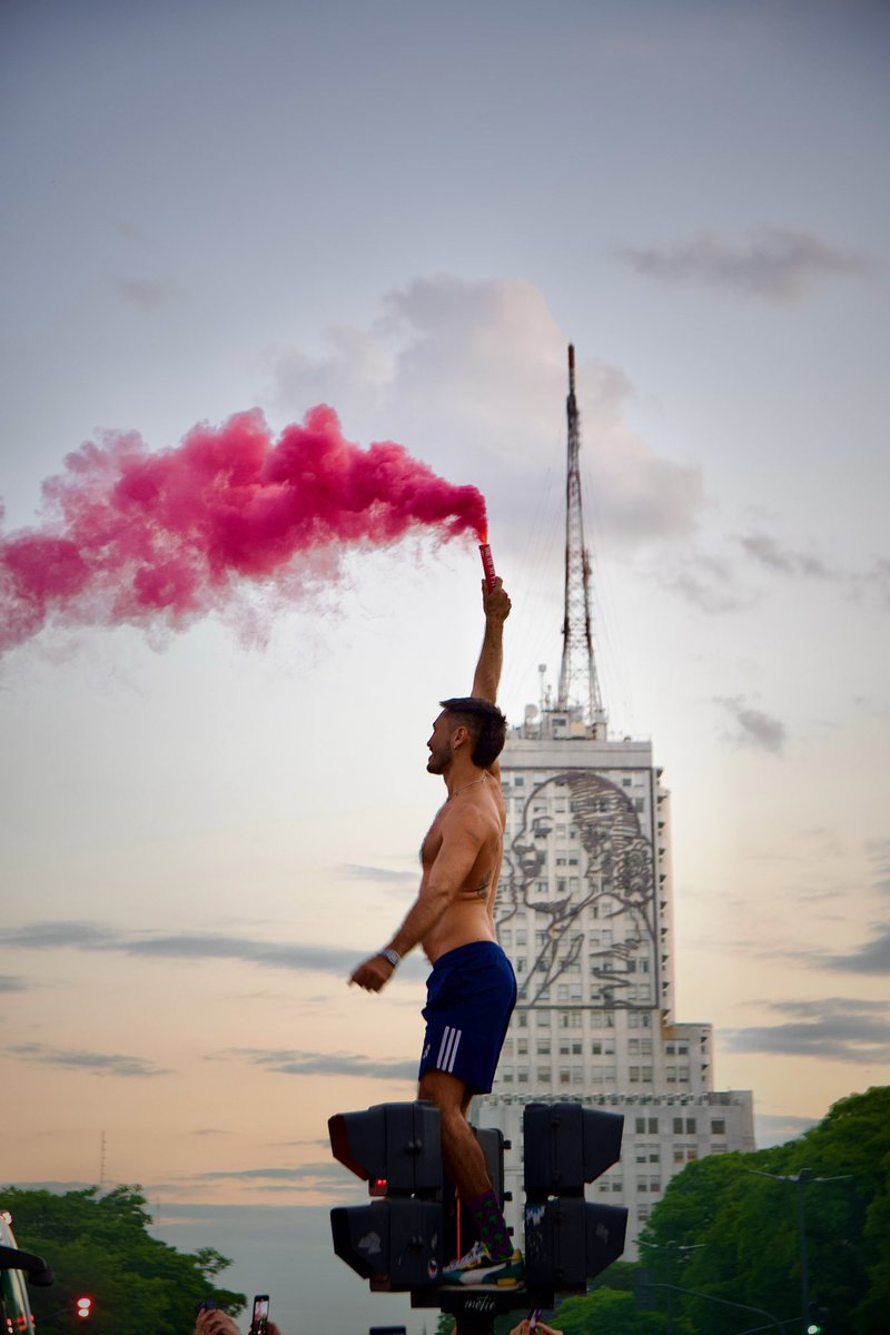 Estuve un ratito nomás pero pude sacar LA foto de este año 🌈🥰