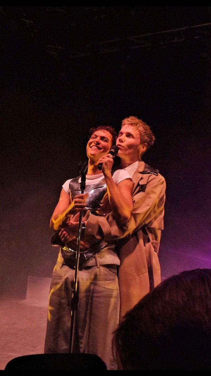 kamilf🐏🧡 tweet media