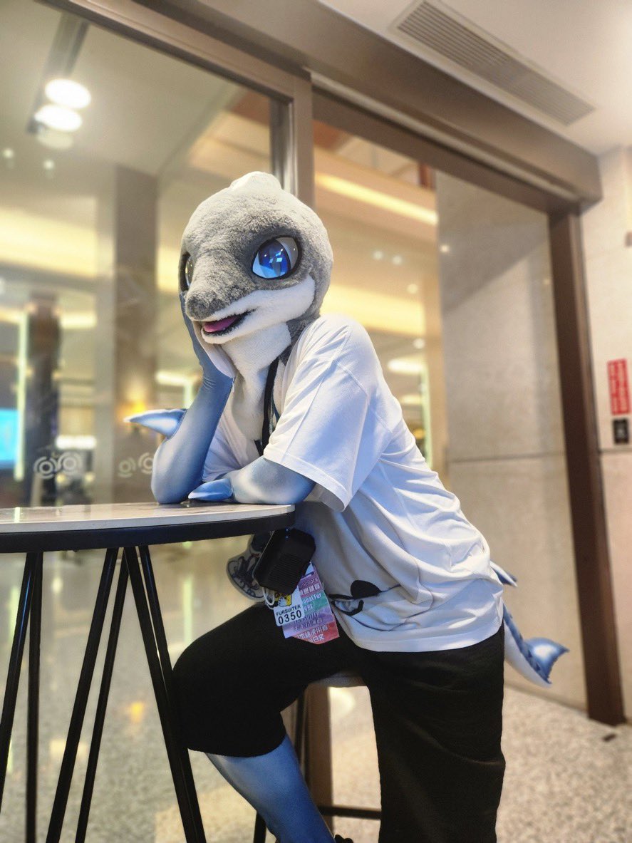 Do you want to spend a chill moment with me?🦈☺️

📸 <a href="/IncheonSquirrel/">인천 다람이🐾</a> 

#Infurnity #Infurnity2025 
#獸無限 #獸無限2025
#スリスリすりみちゃん
