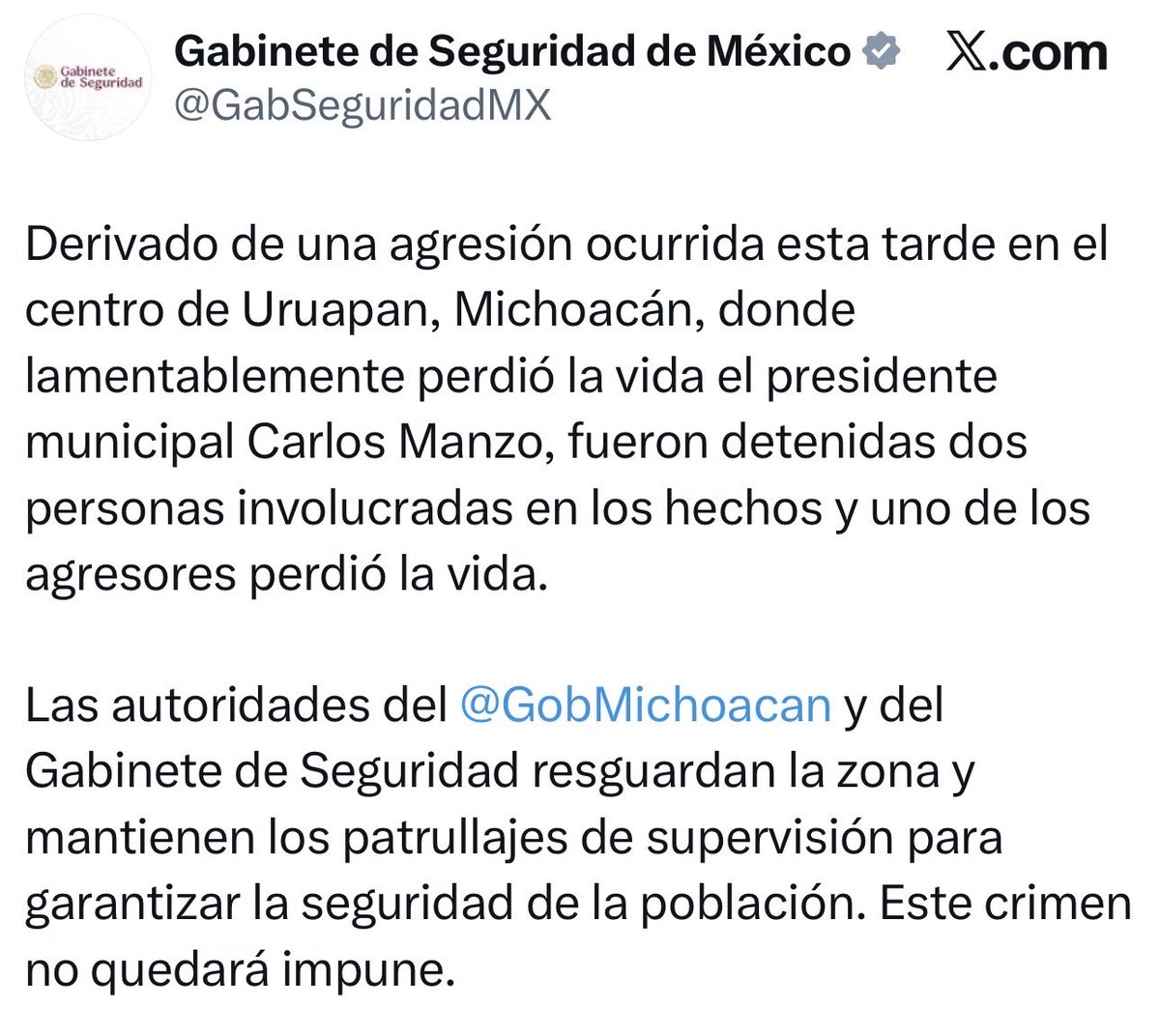 #UltimoMinuto 🚨 Fallece alcalde de Uruapan Carlos Manzo tras ataque directo.

El gabinete de seguridad confirmó la muerte del alcalde de Uruapan, Carlos Manzo tras ser atacado a tiros.

El alcalde pidió ayuda a la federación todo el tiempo para luchar contra el crimen, pero